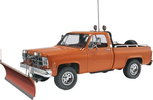 2012 Revell 7222 1/24 GMC V-8 350 Pickup w/ Snow Plow Plastic Model Kit new - Picture 1 of 3