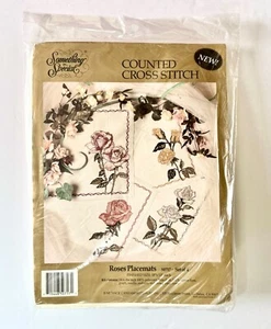 Vintage Rosen gezählt Kreuzstich Tischsets Set 4 komplett neu versiegelt - Bild 1 von 5