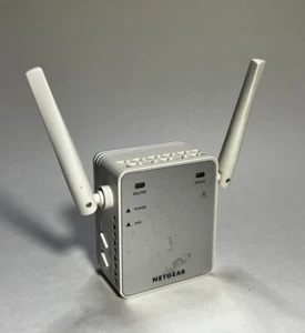 Extensor de alcance Wi-Fi NETGEAR EX6120 - Cobertura hasta 1500 pies cuadrados y 25 dispositivos - Imagen 1 de 3