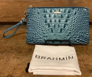 Brahmin Daisy Peacock Ombre Melbourne Leather Clutch/Wristlet--NWOT Free Ship!!! - Picture 1 of 2