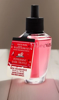 Bath & BodyWorks Barra de Leche Corteza de Menta Trufa Flores de Pared Bombilla de Recarga 🆕 Foto 1 de 2