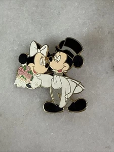 PIN 2005 BODA "RECIÉN CASADA" DISNEY WDW MICKEY GROOM & MINNIE BRIDE - Imagen 1 de 4