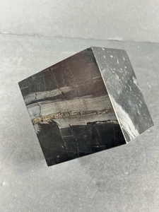 Polierter schwarzer Turmalin Kristall Würfel Heilstein Mineral Probe - Bild 1 von 14