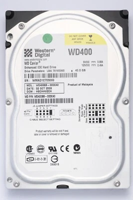 WD Caviar 40GB IDE Desktop Hard Drive Model WD400BB-00DEA0 P/N WD400BB-00DEA0 - Image 1 of 2