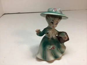 Estatuilla vintage de cerámica para niña Sonsco de 4" azul verdoso vestido/cesta - Imagen 1 de 7