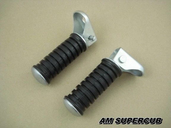 Yamaha YL2 L5T YG5 S YG5 T XT500   PILLION FOOT REST REAR  Foto 1 de 1