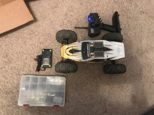 RARE Axial Ax10 Scorpion 1/10 Rock Crawler  - Picture 1 of 19