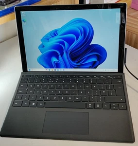 Microsoft Surface Pro 5th Gen 12.3" i5-7300U 2.6 GHz 8GB 256GB SSD W11 Pro #694H - Picture 1 of 5