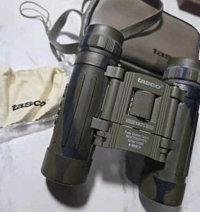 Tasco 10x25 168BCR 288ft/1000yds Foldable Camouflage Binoculars -Coated Optics - Picture 1 of 4