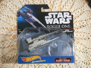 New Star Wars Hot Wheels ROGUE 1 REBEL U WING FIGHTER. Inc. Flight Stand. - Picture 1 of 2