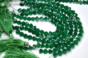 7 Inch Strand 100% Natural Green Onyx Faceted Trillion Beads Size-7-7.5mm - Picture 1 of 4