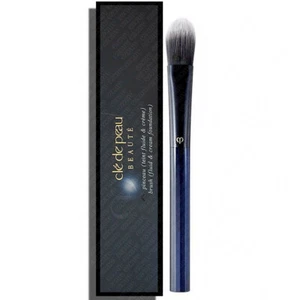 Cle De Peau Beaute Brush (Fluid & Cream Foundation) NEW BOX [FREE USA SHIPPING] - Picture 1 of 2