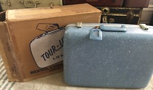 Vintage Neevel Hard Case Luggage Tour Lite Sky Blue 2 Keys Original Box Clean
