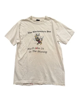 Vintage 80s Walt Disney Sacramento Bee Mascot Shirt Size Medium Single Stitch - Bild 1 von 5