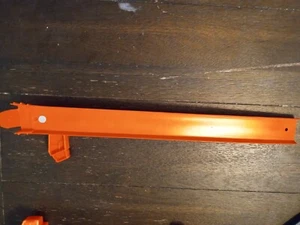 Hot Wheels Ultimate Garage T-REX Chase Replacement Parts Orange straight track - Picture 1 of 2