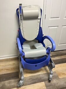 Arjo Carendo Lift Shower Chair with Wheels, Remote and 180° Split Seat 300lbs