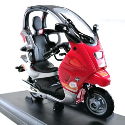BMW C1 Die-Cast Motorcycle Model Toy Collection Welly 1:18 Scale Collectible Red - Image 1 of 4