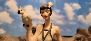Sehr seltene 13" Armani Art Deco Dame mit Papagei "My Fair Lay" Statue NEUWERTIG!! - Bild 1 von 17