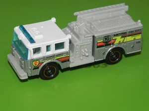 Matchbox 2023 - Pierce Arrow XT Fire Engine - nuevo de paquete de 5 City Drivers II - Imagen 1 de 1