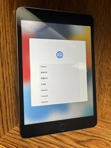 Tablet Apple iPad Mini 4 128 GB Wi-Fi gris espacial - MK6K2LL/A A1533 - Imagen 1 de 2