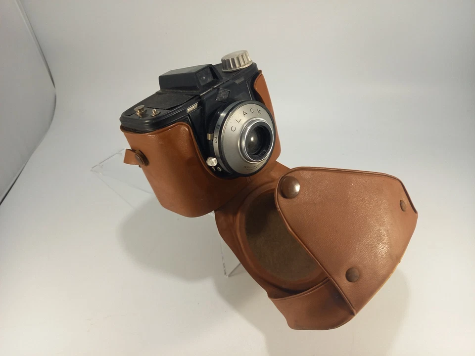 Vintage Working AGFA CLACK Werk AG 120 Roll Film Camera & Case - Image 1 of 4