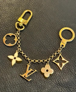 LOUIS VUITTON Bag charm Key Chain Holder Ring AUTH Fleur de Monogram Flower Ken - Picture 1 of 20