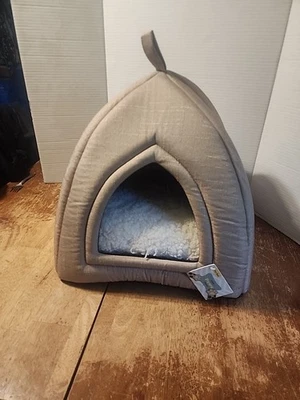 NEW Pet Tent Bed 16” Small Dog Or Cat Little Paws Acres Soft Chenille Cushion - Image 1 of 4