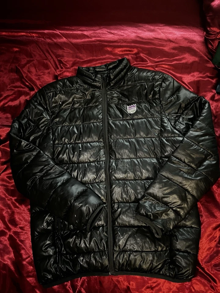 Sacramento Kings NBA Fanatics Puffer Jacket - Image 1 of 3