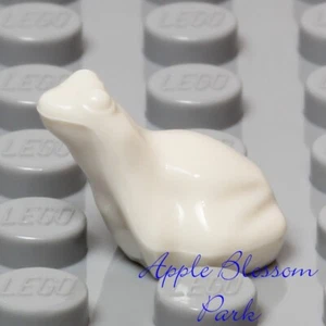 NEW Lego Minifig Animal WHITE Tree FROG - Boy Girl Minifigure Pet Toad - Picture 1 of 3