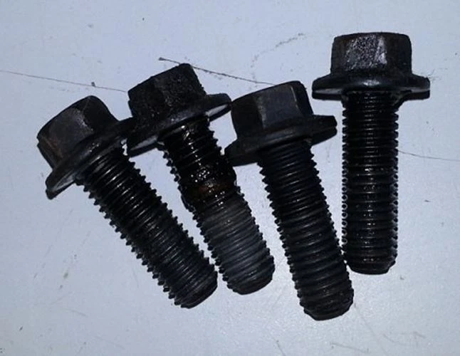 Juego de hardware Supercharger Inlet Plenum 1989-1995 Thunderbird SC 3,8 L Foto 1 de 3