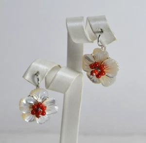 ORECCHINI ARGENTO 925 FIORI MADREPERLA BIANCA 25 mm CORALLO ROSSO AGHT 0416RO - Foto 1 di 4