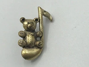 Teddy Bear Sitting On A Music Note Lapel Pin B7 - Picture 1 of 5