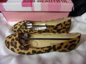 SHO BEAUTIFUL women's LEOPARD print faux suede Ballet flats size 6 new WITH BOX - Picture 1 of 6