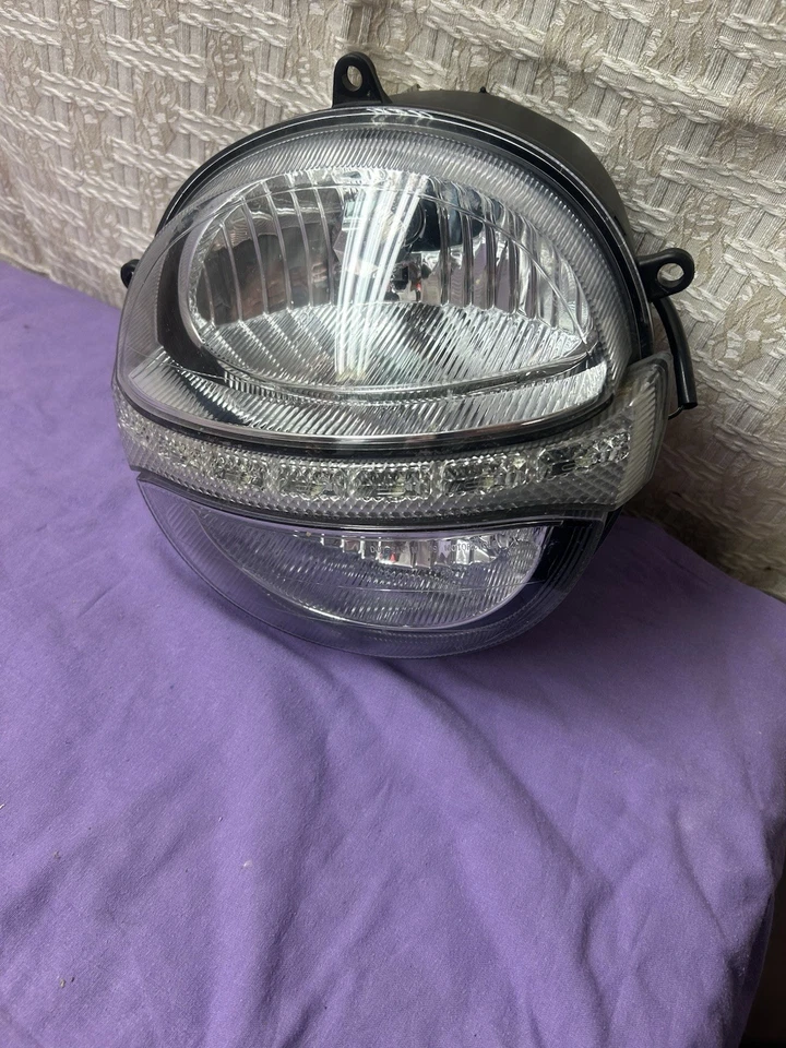 Scheinwerfer Ducati Diavel I1200  2013 n DV-001. - Bild 1 von 4