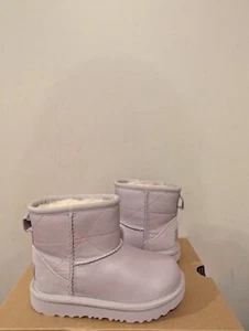 UGG Australia Toddler Classic Mini Pearlized Boots Size 9 NEW NIB - Picture 1 of 6