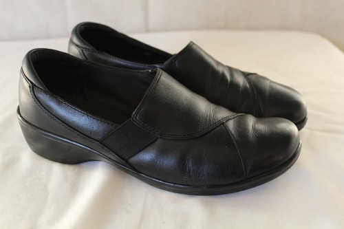 Mocassini slip on donna marca CLARKS taglia 7 5 m neri ottime condizioni