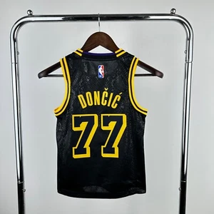 NEW LUKA DONCIC #77 YOUTH S LA LAKERS BLACK JERSEY BASKETBALL - Picture 1 of 3