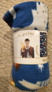 Harry Potter Travel Fleece Throw Blanket 40”x50” BNWT - Wizarding World - Picture 1 of 3