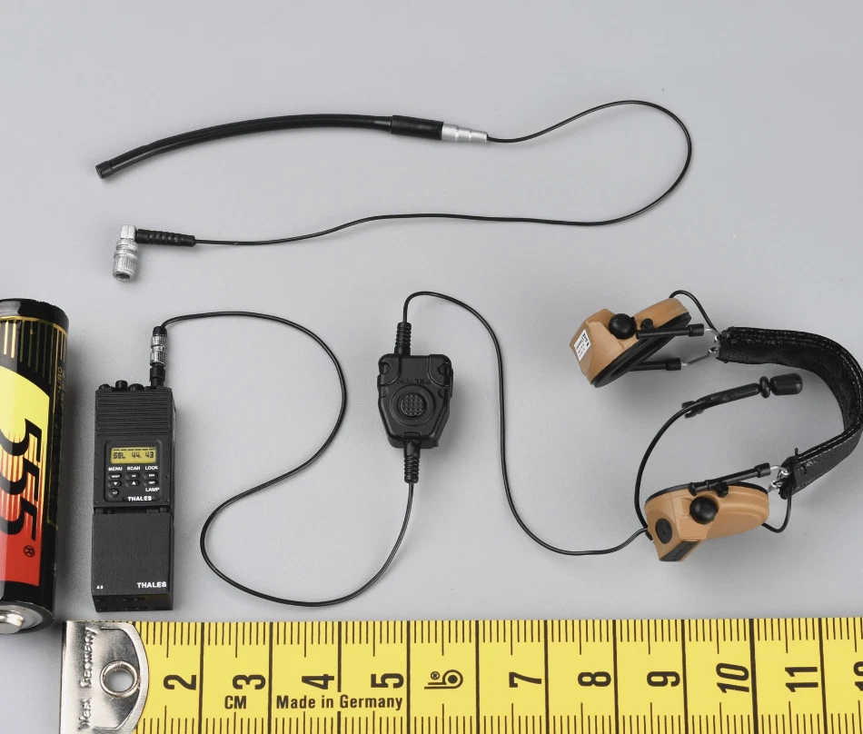 Radio & Headset for EASY&SIMPLE ES 26043A Maritime Raid Force VBSS 1/6th Scale - Image 1 of 1