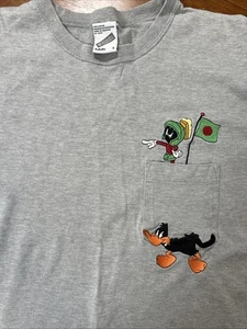 Camisa de Bolsillo Vintage 1998 Warner Bros Marvin El Pato Lucas Marciano Para Hombre Grande - Imagen 1 de 14
