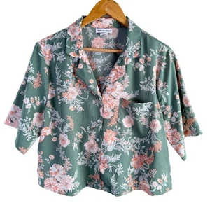 Cupcakes und Kaschmir Damen L Cropped Blumen Shirt in Salbeigrün und Rosa - Bild 1 von 8