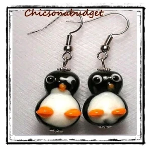 Pendientes de pingüino navideño murano hechos a mano joyería de 1 1/2" de largo - Imagen 1 de 1