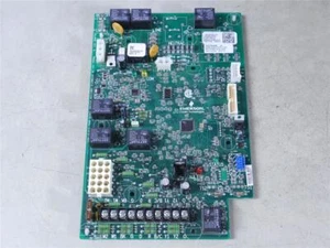 Goodman EMERSON D343387P01 Furnace Control Circuit Board 50C68-495-02 2C - Picture 1 of 4
