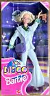 70er Disco Barbie Blond von 1998 mit weißem Disco Anzug, 70er Jahre Haar NRFB 19928