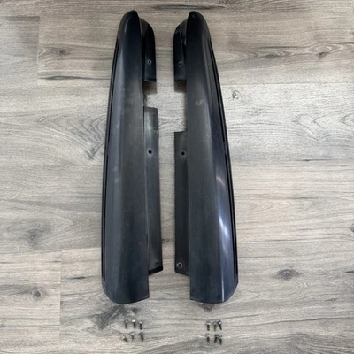 1992-1999 Chevy GMC Tahoe Suburban Yukon Rear D Pillar Set Left Right Black (2) - Image 1 of 4