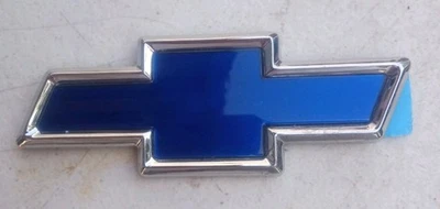 Nuevo de Lote Antiguo 2000 2002 Chevy maletero trasero puerta trasera capó "lo que sea" azul pajarita emblema OEM  Foto 1 de 4