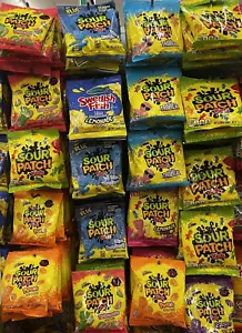 LOTTO DI 8 borse Sour Patch Kids Mystery Assortiment 3,5 once spedizione veloce! - Foto 1 di 1