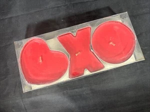 Hallmark Hugs & Kisses XO Cinnamon Scented 3 Candle Set Valentine's Day NEW - Picture 1 of 2