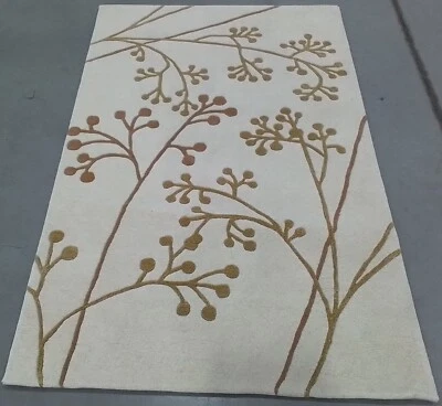 IVORY / ORANGE 3'-6" x 5'-6" Flaw in Rug, Reduced Price 1172771089 SOH305B-4 - Image 1 of 4