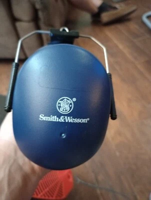 Smith and Wesson耳罩 — 第 1/4 张图片